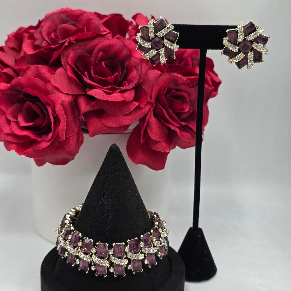Vintage Purple Rhinestone Bracelet and Clip-On Earring Set Gold Tone Starburst